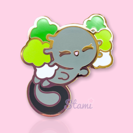 Aromantic Axolotl Pin