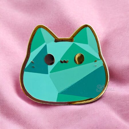 Emerald Kitty Bean Pin