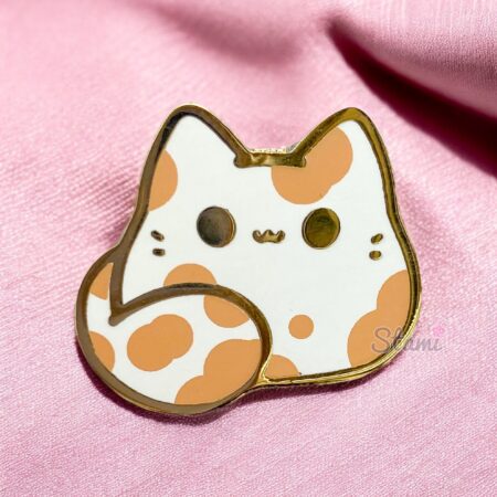 Moo Kitty Bean Pin