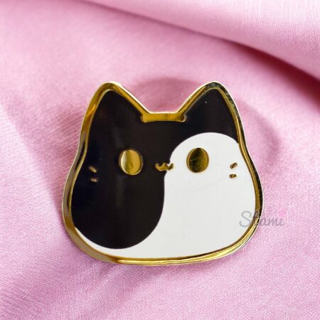 Yin and Yang Kitty Bean Pin