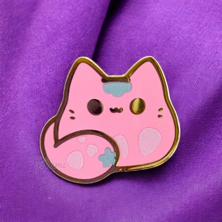 Strawberry Kitty Bean Pin